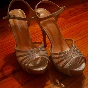 High heel sandals